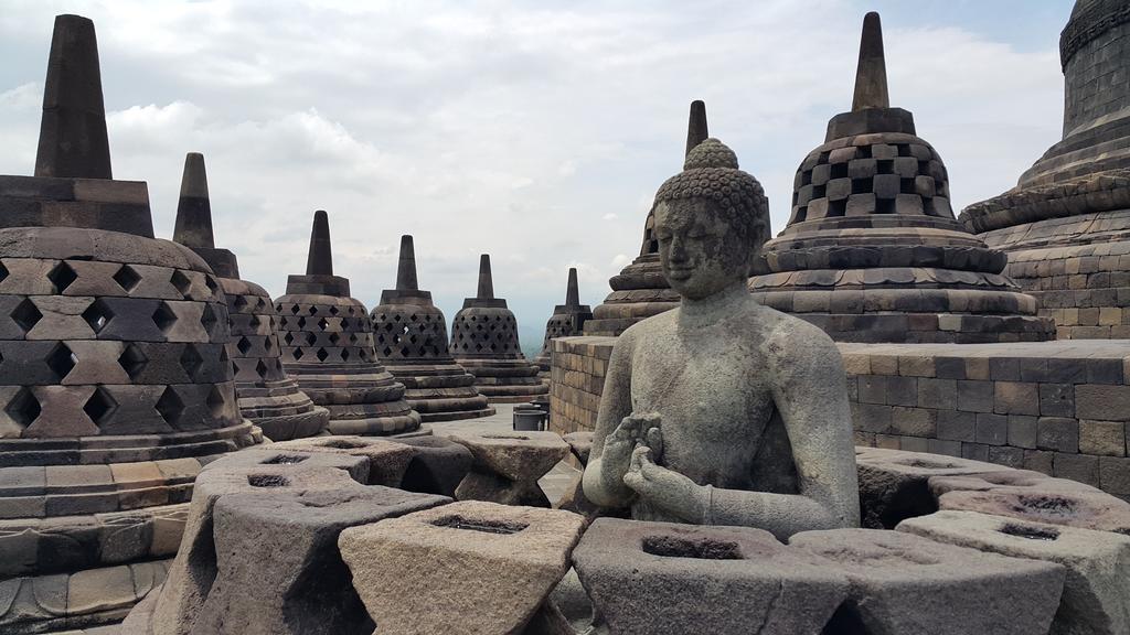 Sarasvati Borobudur Магеланг Экстерьер фото